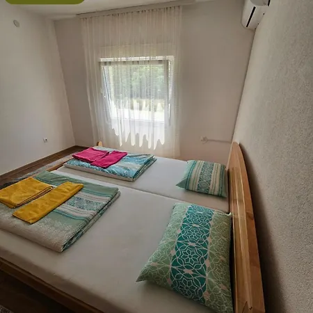 Omar, & Raska Holiday home Bihac